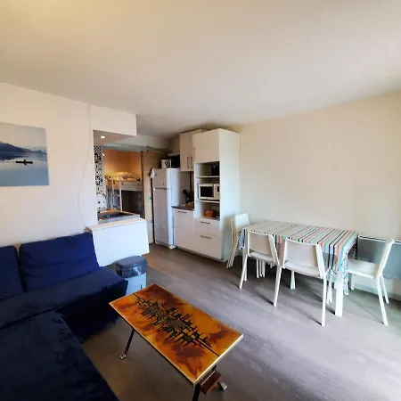 Appartement T2 Climatise Dans Avec Piscine, A Pied