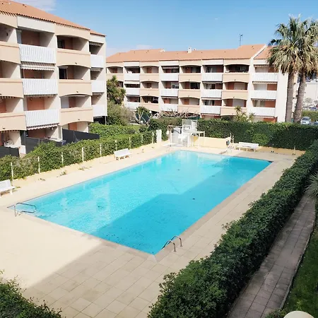 T2 Climatise Dans Avec Piscine, A Pied Appartement